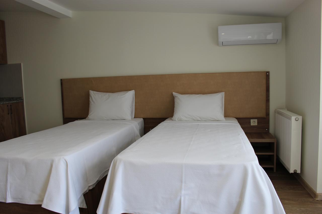 Boutique Hotel 32 Батуми Екстериор снимка